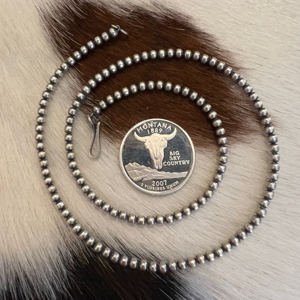 ❤️ 16” 3mm Desert Pearls Native Made Navajo Sterling USA Necklace 6.5G Unisex - Picture 5 of 9